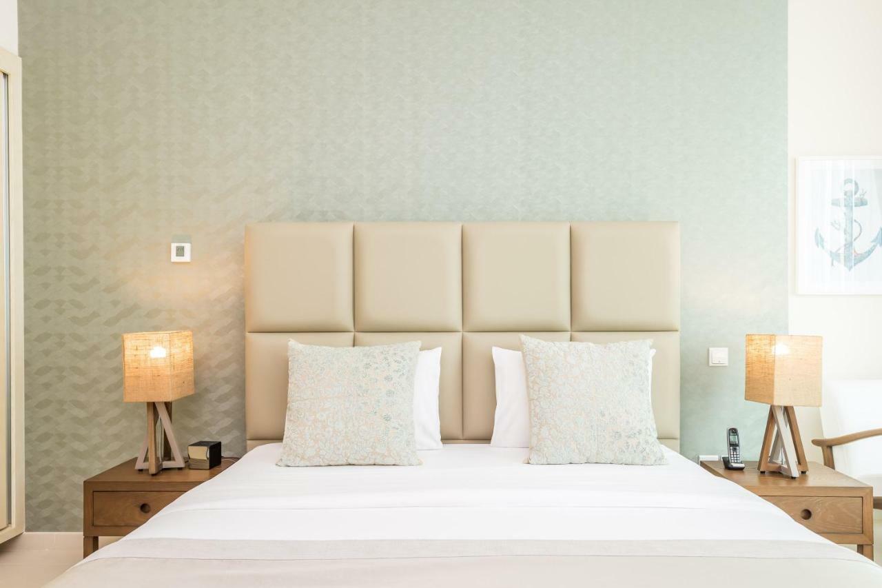 دبي Lovely 2Br With Assistant Room In Al Bateen Residences Jbr By Deluxe Holiday Homes المظهر الخارجي الصورة