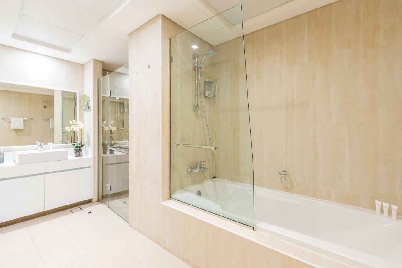 دبي Lovely 2Br With Assistant Room In Al Bateen Residences Jbr By Deluxe Holiday Homes المظهر الخارجي الصورة